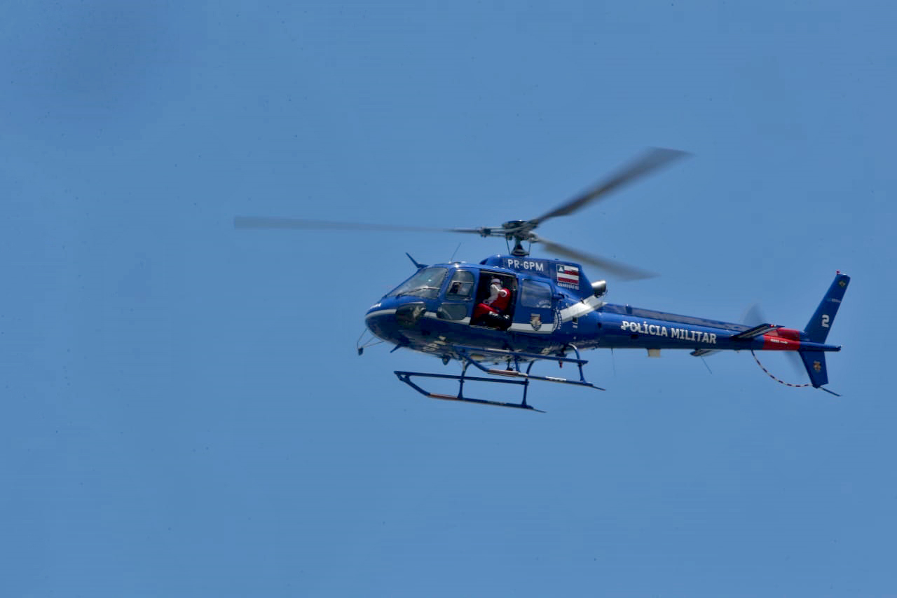 Jornal Correio Papai Noel Chega De Helic Ptero Para Animar Crian As