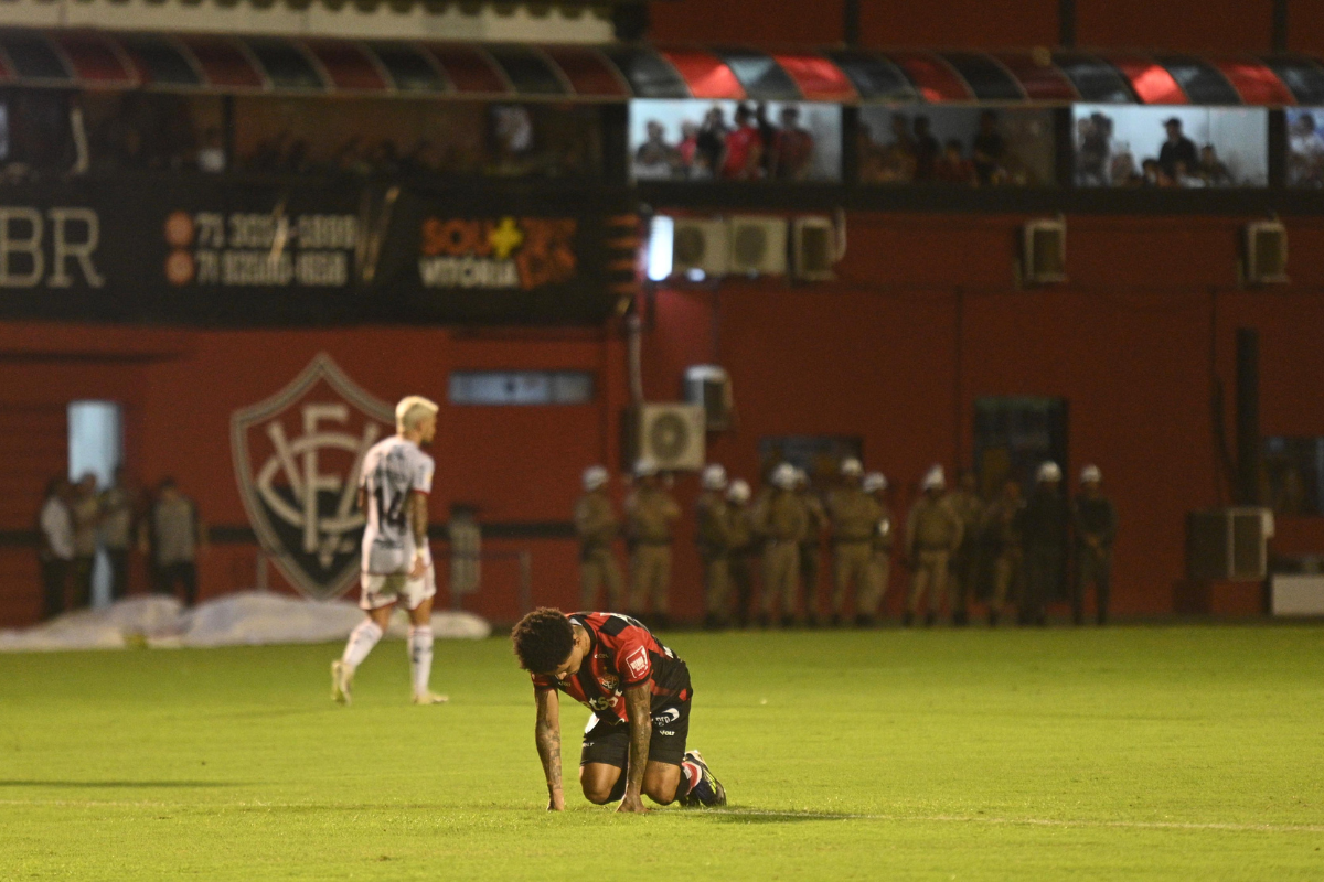 Jornal Correio Gol No Fim Vit Ria Superado Pelo Flamengo