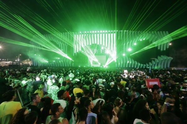 Alok levou toda a sua energia para o palco do Festival da Virada Salvador por Arisson Marinho/CORREIO