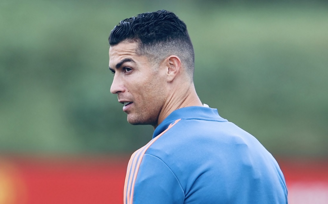 Cristiano Ronaldo se pronuncia após ser afastado pelo Manchester