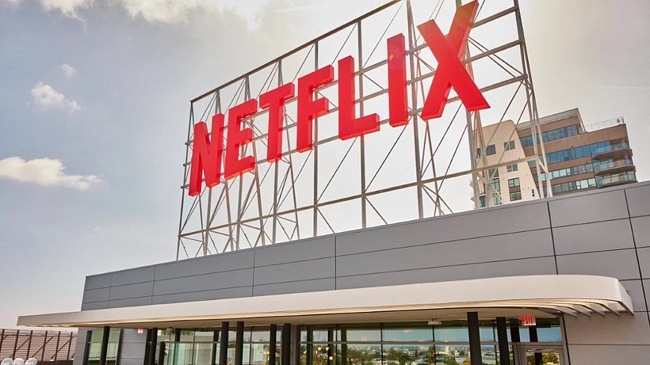 Netflix lança plano com anúncios por R$ 18,90 no Brasil - TecMundo