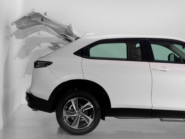 O porta-malas do HR-V ganhou abertura elétrica
