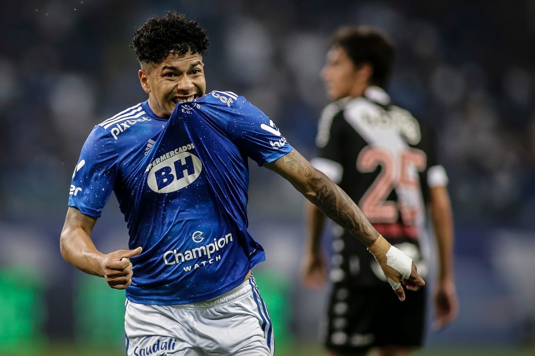 Cruzeiro vence, complica Vasco e garante retorno à Série A - Esportes -  Campo Grande News