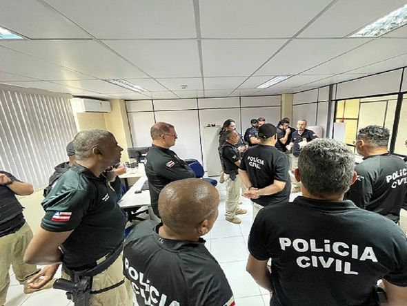 Polícia faz operação de combate ao crime em Feira por Haeckel Dias/Ascom-PC