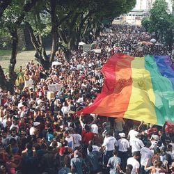 Imagem - Parada LGBT+🌈acontece neste domingo (8) no Circuito Barra/Ondina; veja programao