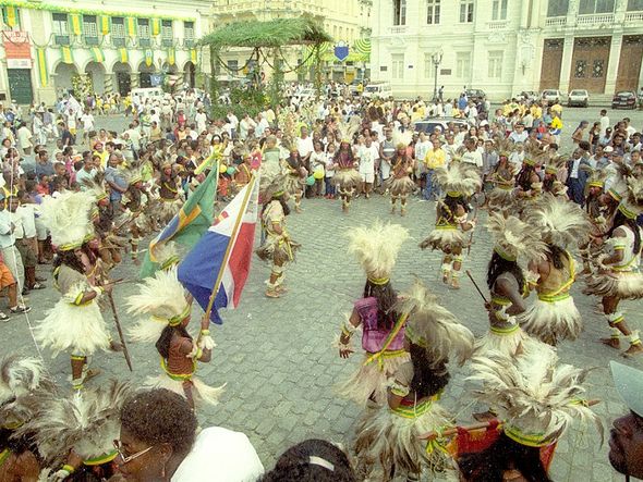 A roda indígena na Praça Municipal em 2002.  por Haroldo Abrantes/Arquivo Correio