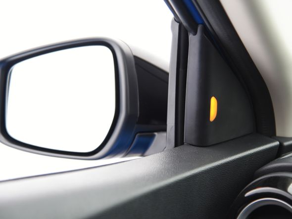 O sensor de ponto cego é opcional na versão mais cara do SUV