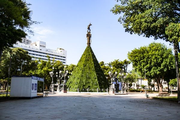Uma empresa foi contratada por R$ 44 milhões para gerir a obra por Tiago Caldas/CORREIO
