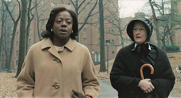 Seu primeiro longa de sucesso 'Dúvida' de 2008, ao lado de Meryl Streep por divulgação