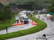 Imagem - Senado aprova proposta que garante locais de descanso para motoristas nas rodovias
