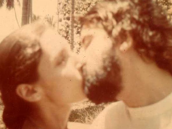 André Setaro e a segunda esposa Ediane do Monte em férias no Ceará, em 1978. por Acervo de família/Divulgação