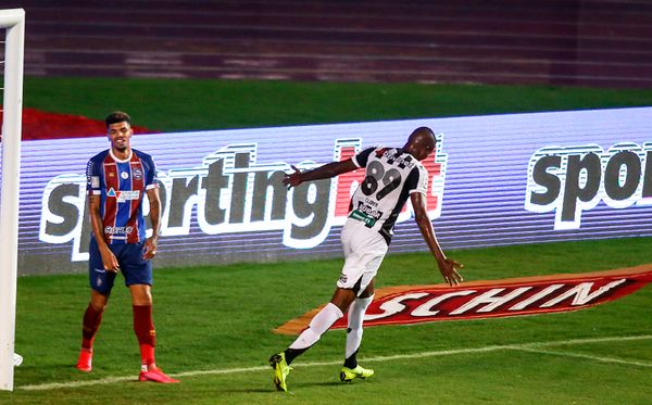 Cléber pelo Ceará por Foto: Tiago Caldas/CORREIO