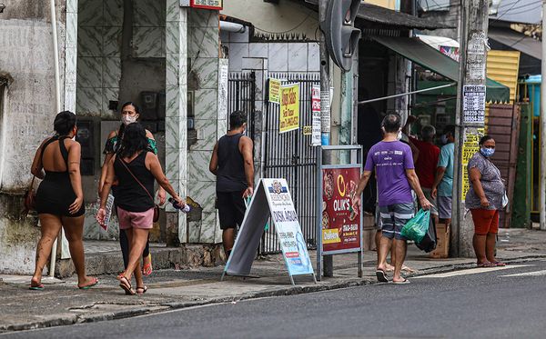 Segundo o último censo do Instituto Brasileiro de Geografia e estatística (IGBE), em 2010, Brotas era o bairro mais populoso de Salvador, com 70.158 habitantes.