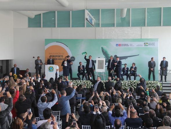 Jair Bolsonaro desembarca primeira vez na Bahia como presidente  por Foto: Mário Bittencourt