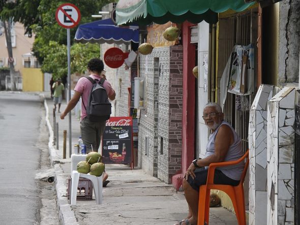 Rua Plínio de Lima, vizinha do antigo Couto Maia por Foto: Evandro Veiga/CORREIO