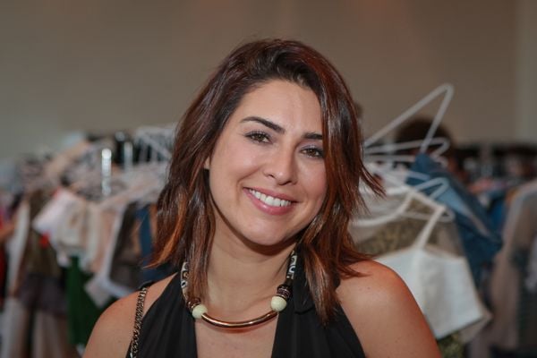 Fernanda Paes Leme visitará a casa de Caetano Veloso na virada. Que moral! por Divulgação