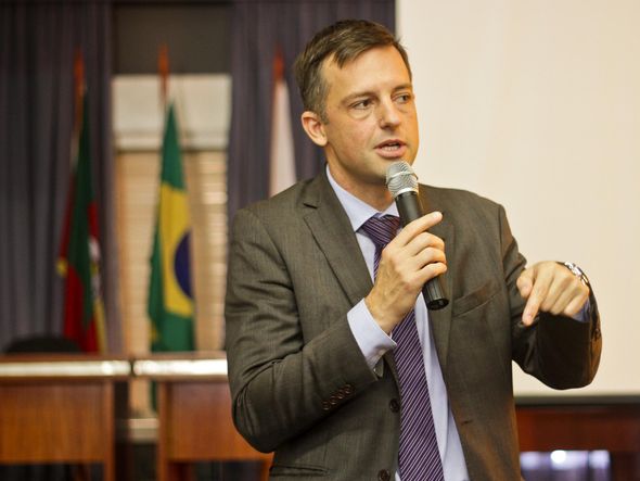 . por Bruno Vanuzzi Secretário Municipal de Parcerias Estratégicas da Prefeitura de Porto Alegre