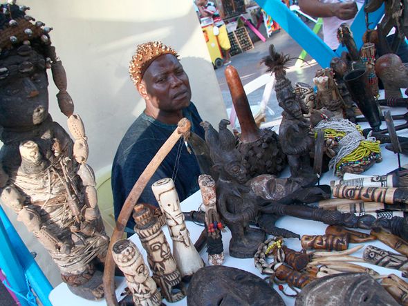Camaronês Joseph: peças africanas por Foto: Mauro Akin Nassor/CORREIO