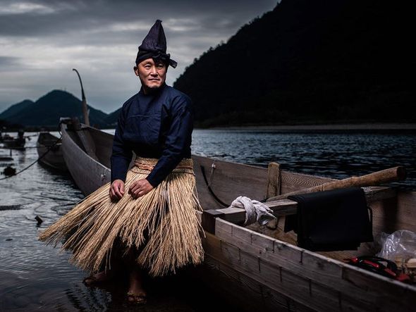 Retrato do “Ukai”11 Shuji Sugiyama, um pescado tradicional do Japão que pesca com a ajuda dos corvos-marinhos, em Gifu. A profissão entrou em declínio gradual ao longo dos séculos e agora é patrimônio nacional do país.  por MARTIN BUREAU / AFP