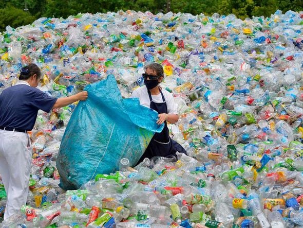 Imagem - Brasil lança por ano 1,3 milhão de toneladas de plástico no oceano