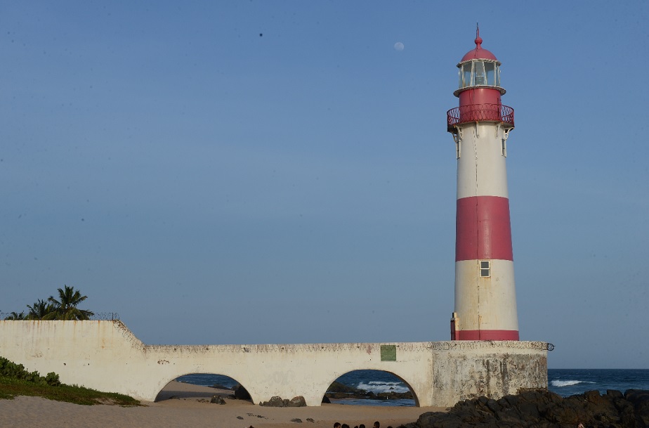 O Farol de Itapuã é um dos pontos turísticos da cidade por Foto: Betto Jr./CORREIO