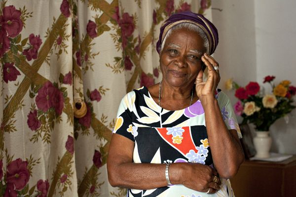 O retrato de Dona Dalva feito por Vinicius Xavier integra a exposição Dona Dalva e Sete Memórias: 90 Anos de Vida e Resistência por Foto: Vinicius Xavier/Divulgação