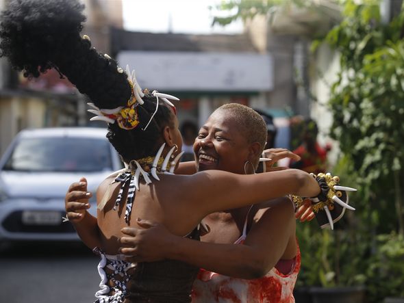 Deusa está sendo tietada pelas ruas do bairro por Foto: Marina Silva/CORREIO