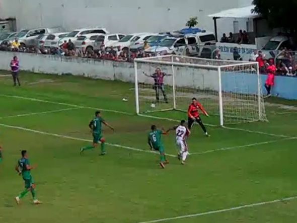 O gol do acesso marcado por Popô, camisa 22 por Reprodução Mycujoo