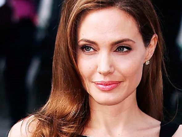  'Escolhi nunca mais trabalhar com ele [Weinstein] novamente' (Angelina Jolie)  por Divulgação