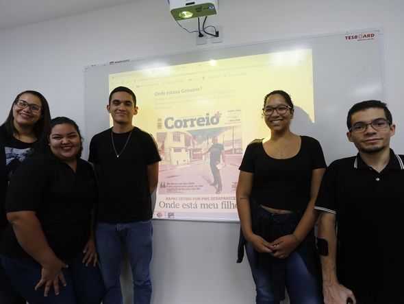 Alunos do curso de Jornalismo da Unijorge por Marina Silva/CORREIO