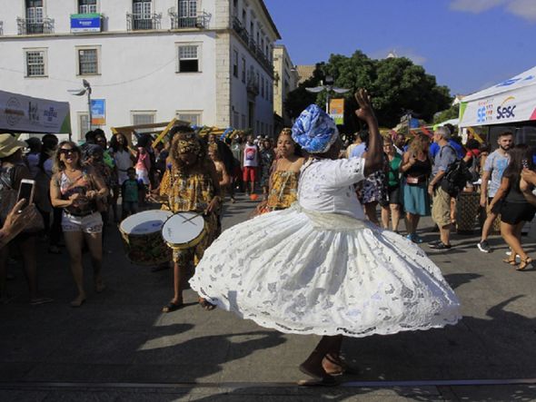 Feira da Sé valoriza a cultura baiana e a produção do artesão local por Foto: Almiro Lopes/ CORREIO