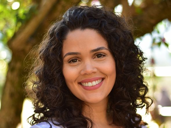 Satta Prem é terapeuta tântrica  por Divulgação