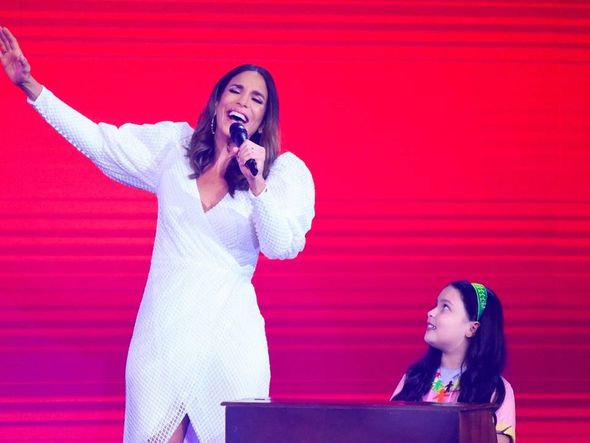 Ivete Sangalo canta no 'Criança Esperança 2019' — Foto: Paulo Belote/Globo