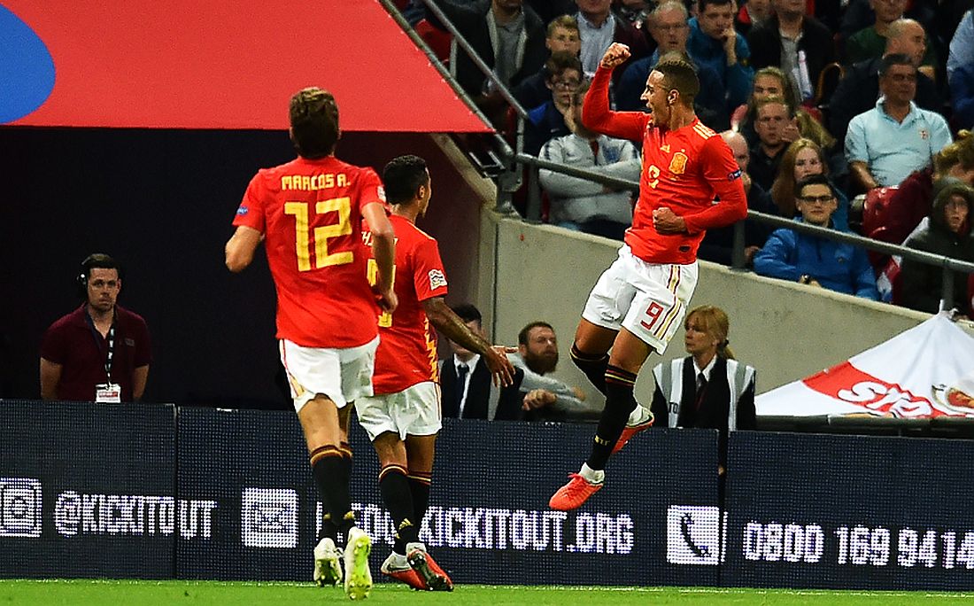Com direito a gol de voleio, Espanha derrota Inglaterra em amistoso -  Gazeta Esportiva