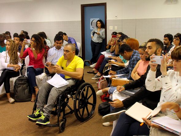 Mais de 100 estudantes de Jornalismo chegaram à segunda etapa por Foto: Evandro Veiga/CORREIO