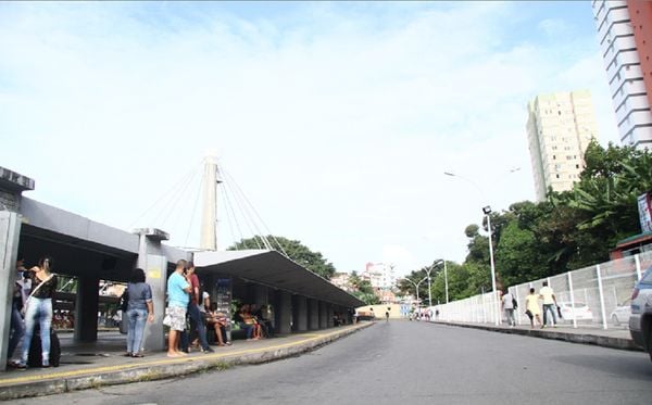 Com frota reduzida, espera de Ônibus na Estação da Lapa passou de 1h 