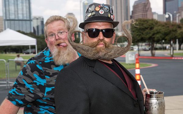 Campeonato de Barba e Bigode Remington em Austin, Texas. por Suzanne Cordeiro/AFP 