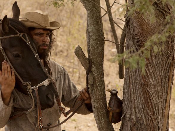 O ator português Diogo Morgado cresceu no cangaço em O Matador por (Foto: Pedro Saad /Netflix Divulgação)