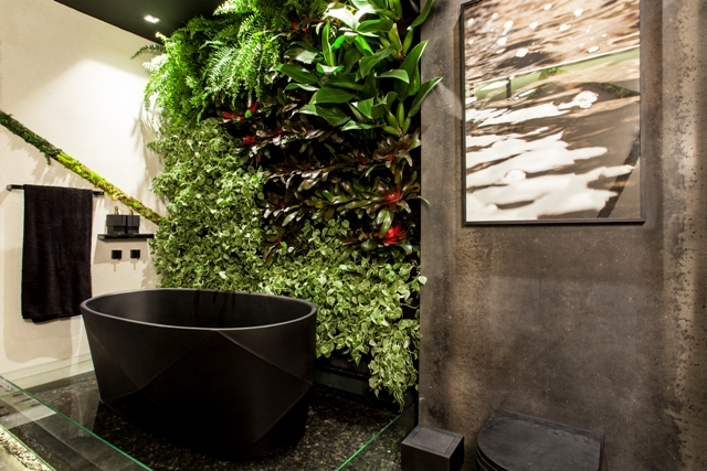 A Sala de Banho, de Jéssica Araújo, une a natureza com o banho por Foto: Divulgação