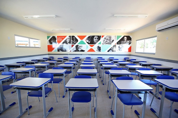 Sala de aula do colégio estadual Pinto de Aguiar