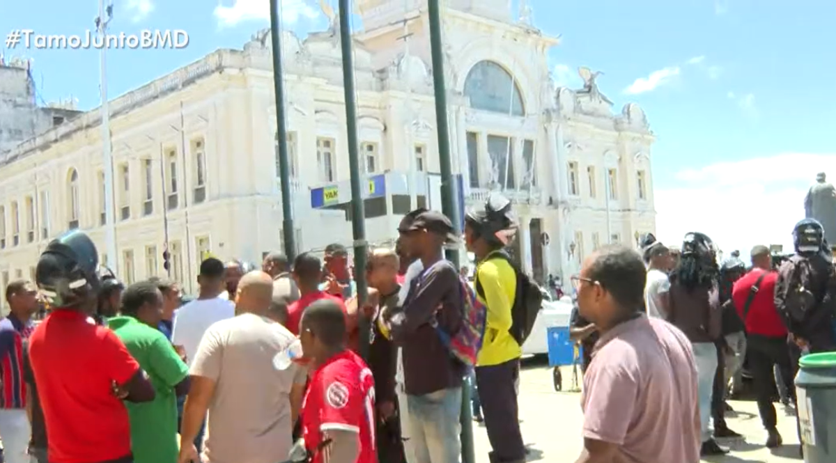 Jornal Correio Motociclistas Fazem Protesto Em Salvador Por Regulamentação De Transporte Por App 