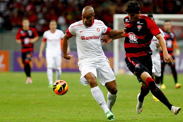 Vitória estreou diante do Internacional na Série A de 2013 por Felipe Oliveira / EC Vitória / Divulgação