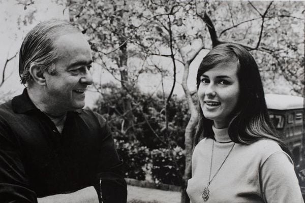 Vinicius de Moraes e Helô Pinheiro, musa de Garota de Ipanema por acervo pessoal