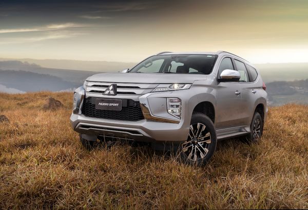 A opção de acesso do Pajero Sport é a HPE