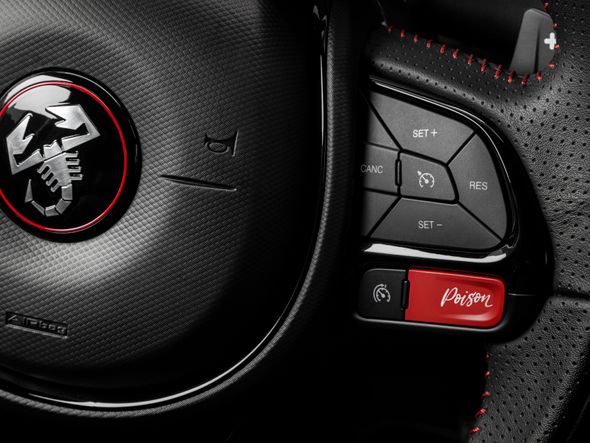 A tecla Poison aumenta a esportividade do SUV