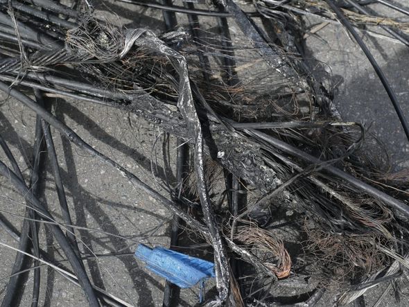 Fios foram danificados e precisaram de troca por Arisson Marinho/CORREIO