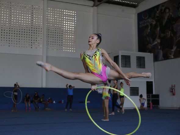 Keila Santos, 14 anos, também vai disputar título brasileiro em São Paulo por Foto: Arisson Marinho/CORREIO