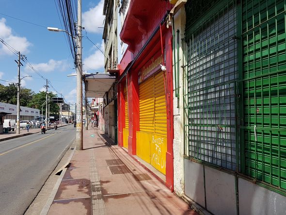 Lojas da Barroquinha fecharam durante protesto no final da manhã por Foto: Wendel de Novais/CORREIO