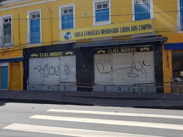 Lojas da Barroquinha fecharam durante protesto; ônibus não circularam  por Foto: Wendel de Novais/CORREIO