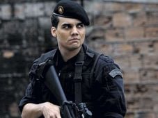 Imagem - Procura pelo filme Tropa de Elite cresce 488% após operação que deixou 121 mortos no Rio